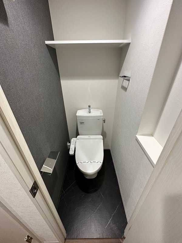 プレサンス江坂クォーレのバルコニー