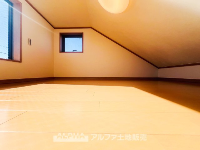 ~東大和南街~Remodeled Homeの洋室|【loft】
◆ロフト◆登ったり降りたり。子ども達の笑い声が、足音が楽しそうに聞こえてきます。お父さんも参戦して秘密基地が完成！