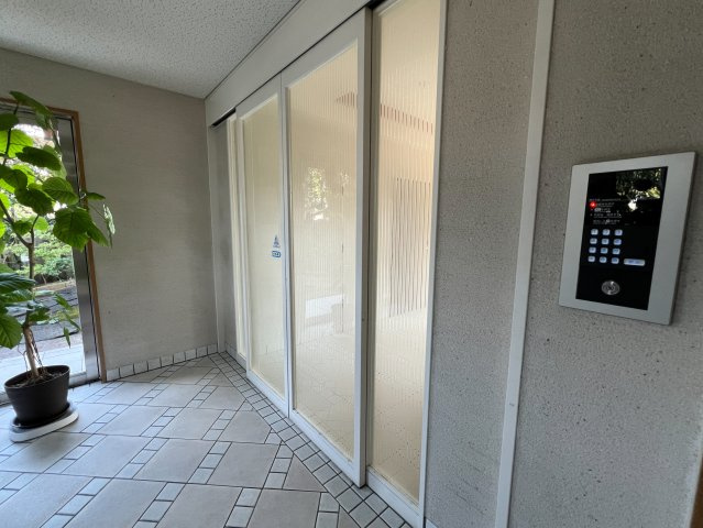 ミラドールのロビー
