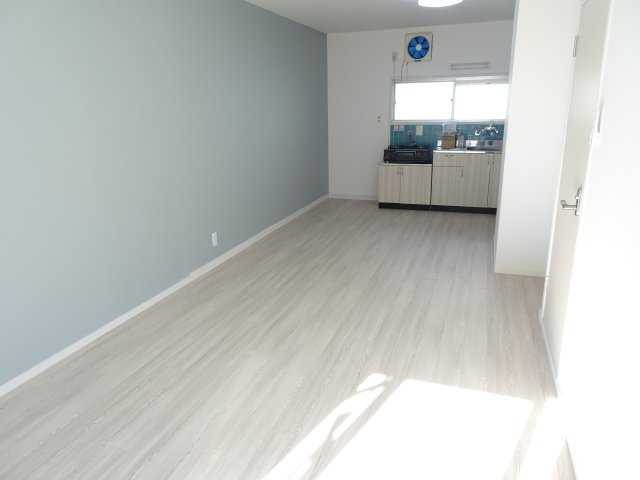 第3メゾンドラポールの居間・リビング