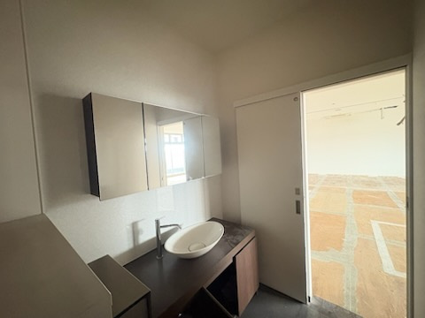 SEKビルディングのロビー