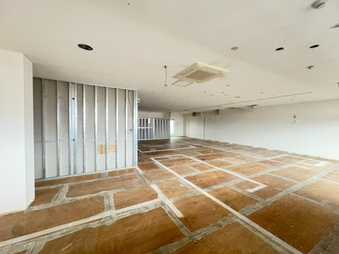 SEKビルディングのロビー