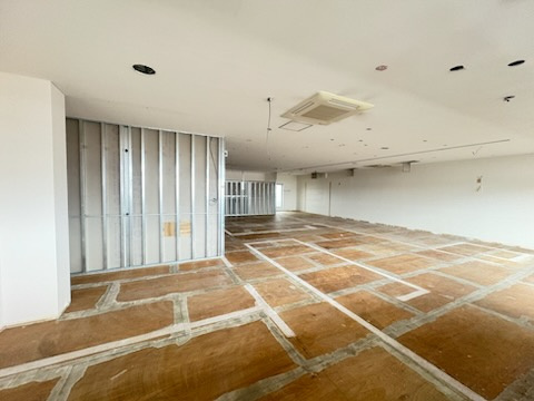 SEKビルディングのロビー