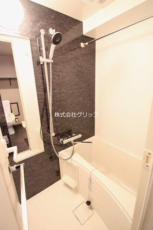 Le'a GRANDE横濱戸部の浴室