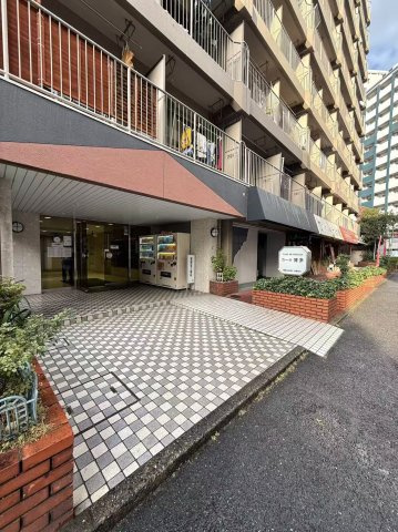 カーサ博多のエントランス