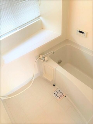 【浴室】 | クレセント上池袋 | 落ち着いた空間のお風呂です