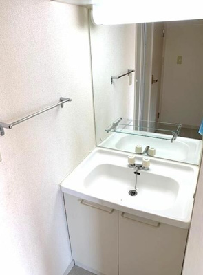 【独立洗面台】 | クレセント上池袋 | 独立洗面台、朝の身支度には欠かせません