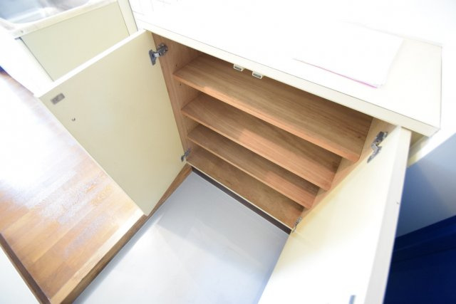 ﾊﾟーｸﾚｼﾞﾃﾞﾝｽの玄関|下駄箱付