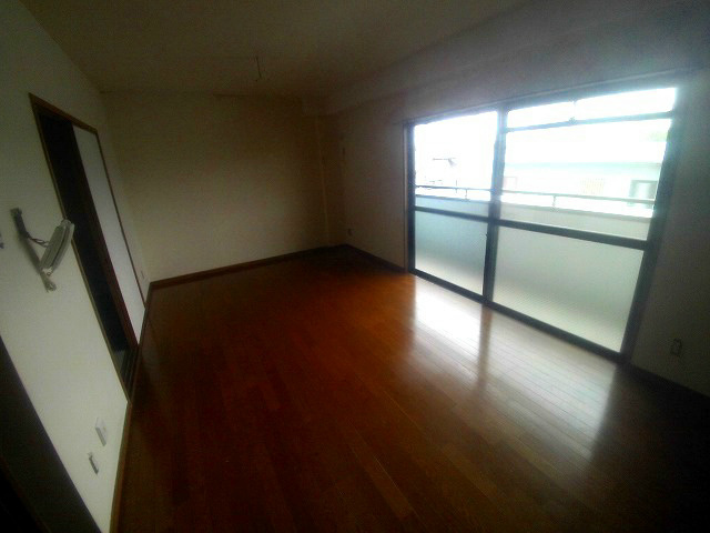 マンションアムールの居間・リビング