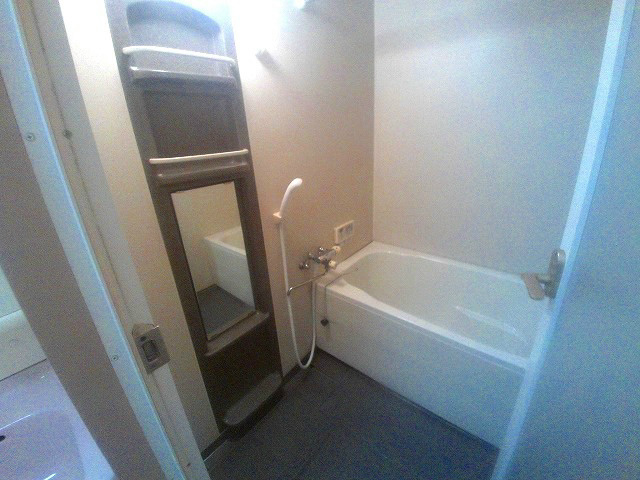 マンションアムールの浴室