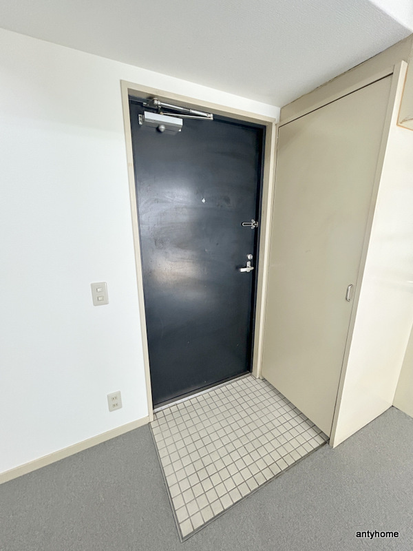 グランドメゾン西心斎橋　仲介手数料無料の玄関