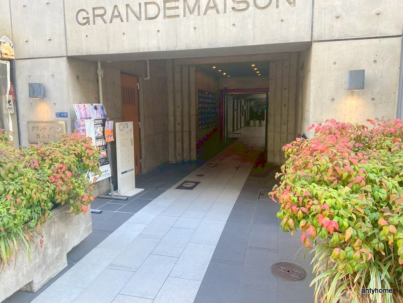 グランドメゾン西心斎橋　仲介手数料無料のエントランス