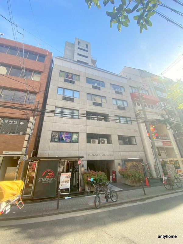 グランドメゾン西心斎橋　仲介手数料無料の外観