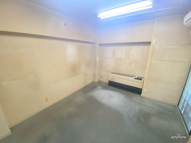 グランドメゾン西心斎橋　仲介手数料無料の居間・リビング