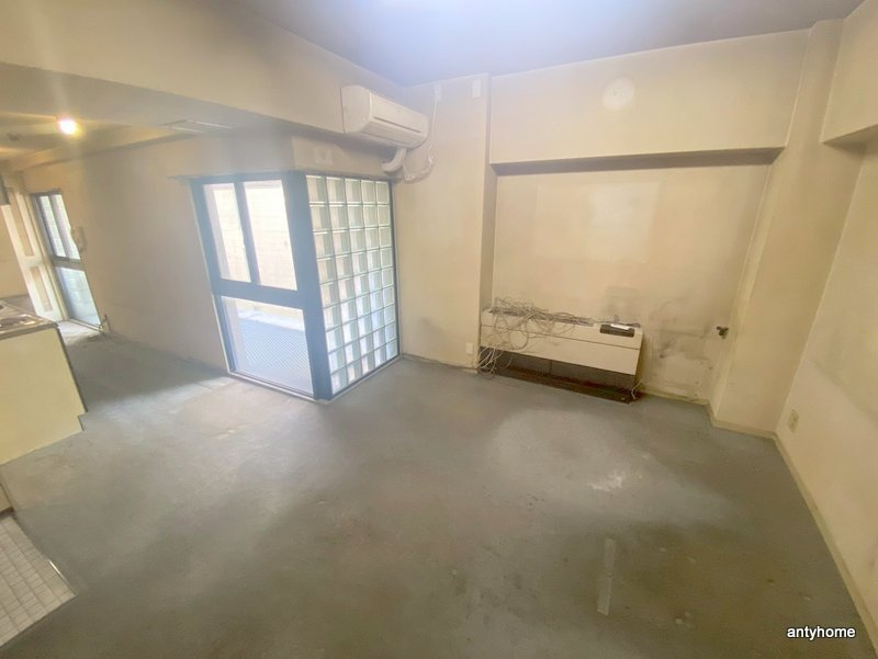 グランドメゾン西心斎橋　仲介手数料無料の居間・リビング