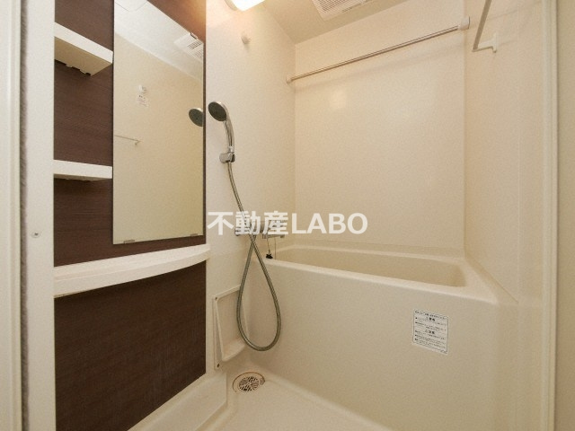 エステムコート難波サウスプレイスIVパークグレイスの浴室