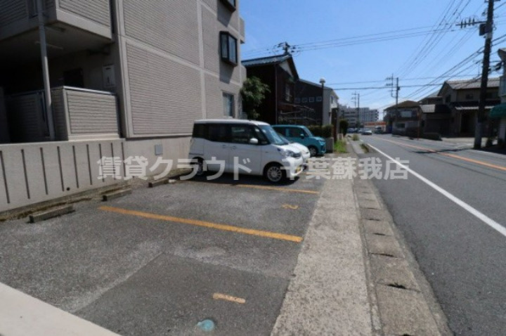 トップロック3の駐車場|駐車場完備です