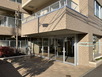 【エントランス】 | パークハウス伏見 | ヨーロッパの街並みを思わせる集合エントランス前♪