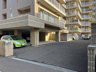 【駐車場】 | パークハウス伏見 | 車路・通路などはロードヒーティングあり冬も安心です♪