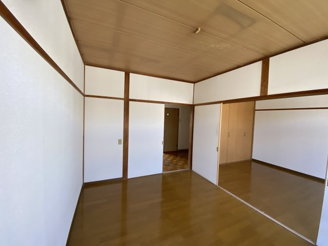 ソフィア茂原の洋室