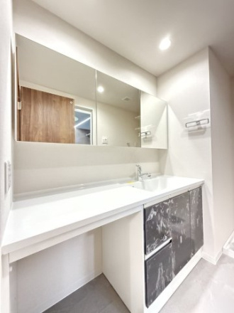 【独立洗面台】 | グランシティレイディアントアクアヴィータ