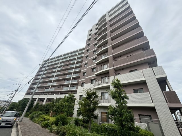 【外観】ルイシャトレ鳳 