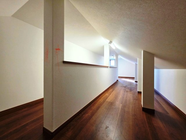 【内装】 | サンライズ国立Ⅱ | 小屋裏収納