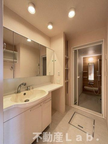 パシフィックハイツミスミⅡの洗面所