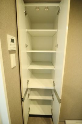 【収納】 | コンフォリア新御徒町 | こまごまとしたものを収納できそうですね