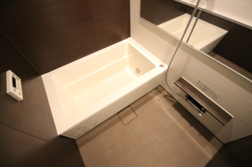 レジディア町屋の浴室