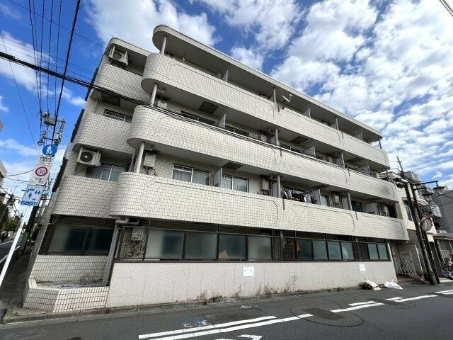 メゾン・ド・ペルシュの外観