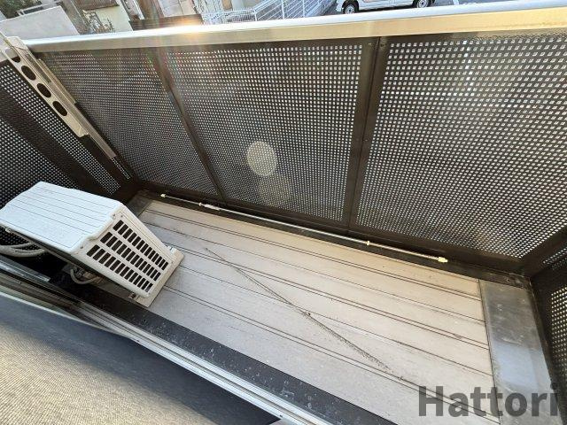 ミラベルのバルコニー