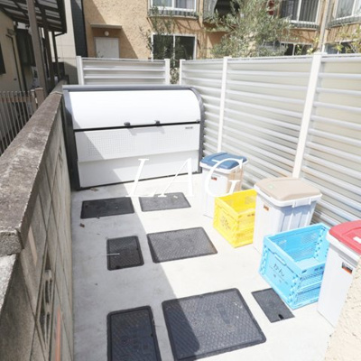 【その他共用部分】 | オプサス西新井 | 共用ごみ置き場です。