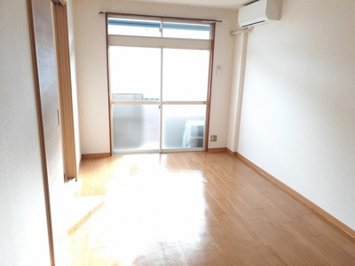 【居間・リビング】 | エルディム大塚