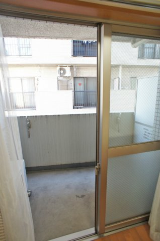 スカイコート池袋第7のバルコニー