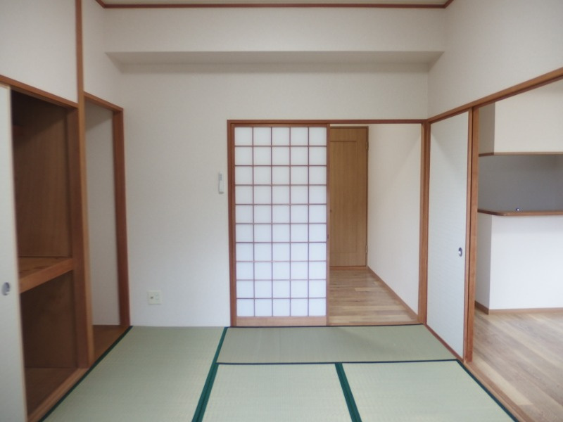 天神山マンションⅡ号館のその他