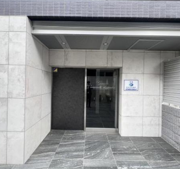 ジェノヴィア三ノ輪Ⅱスカイガーデンのエントランス