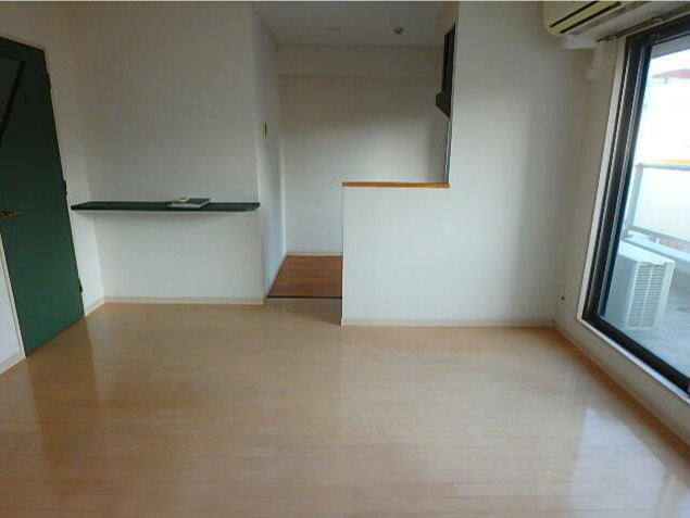 シャローグラスの居間・リビング