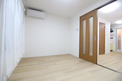 【居間・リビング】 | 第3田辺マンション | 広々としたリビングスペースです♬