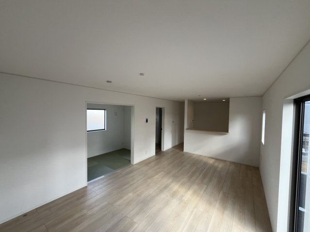 紀の川市尾崎　第2期　新築一戸建ての居間・リビング