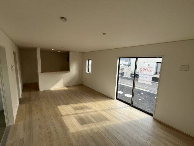 紀の川市尾崎　第2期　新築一戸建ての居間・リビング