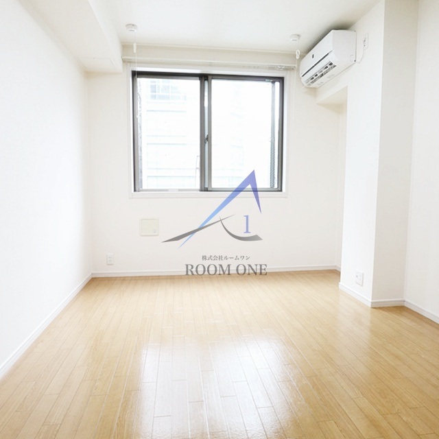 ペントス神田五軒町の居間・リビング|洋室のお部屋です。