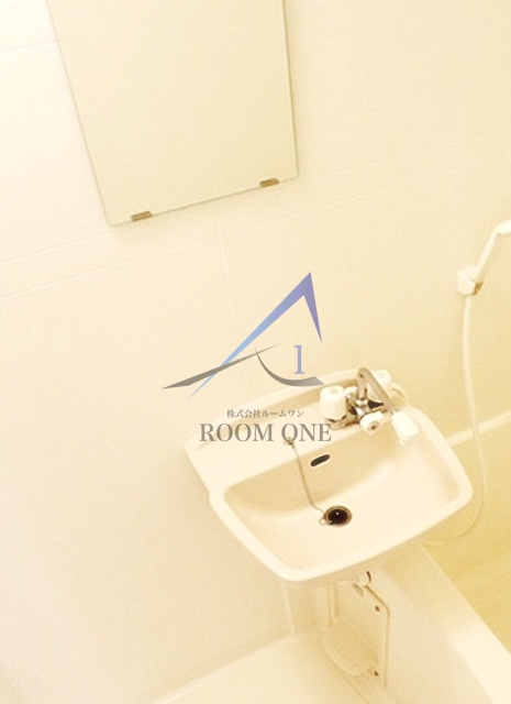 ペントス神田五軒町の洗面所|洗面台です。