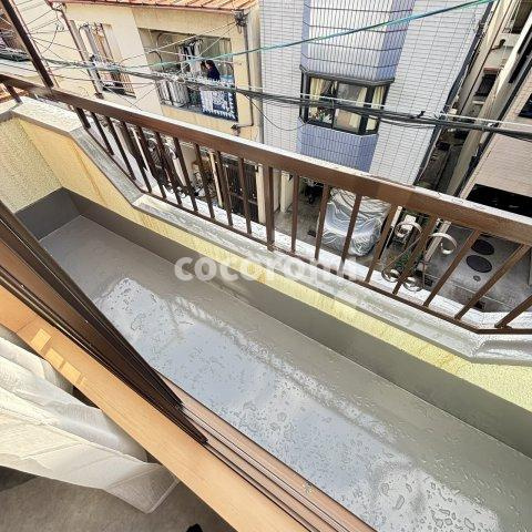 舟田町車庫2台付き戸建てのバルコニー