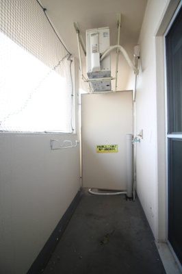 【バルコニー】 | シュトラーセ泉