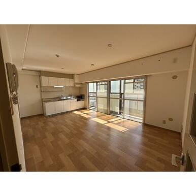 アルパ芦屋の居間・リビング