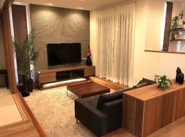 涼風町貸家の居間・リビング