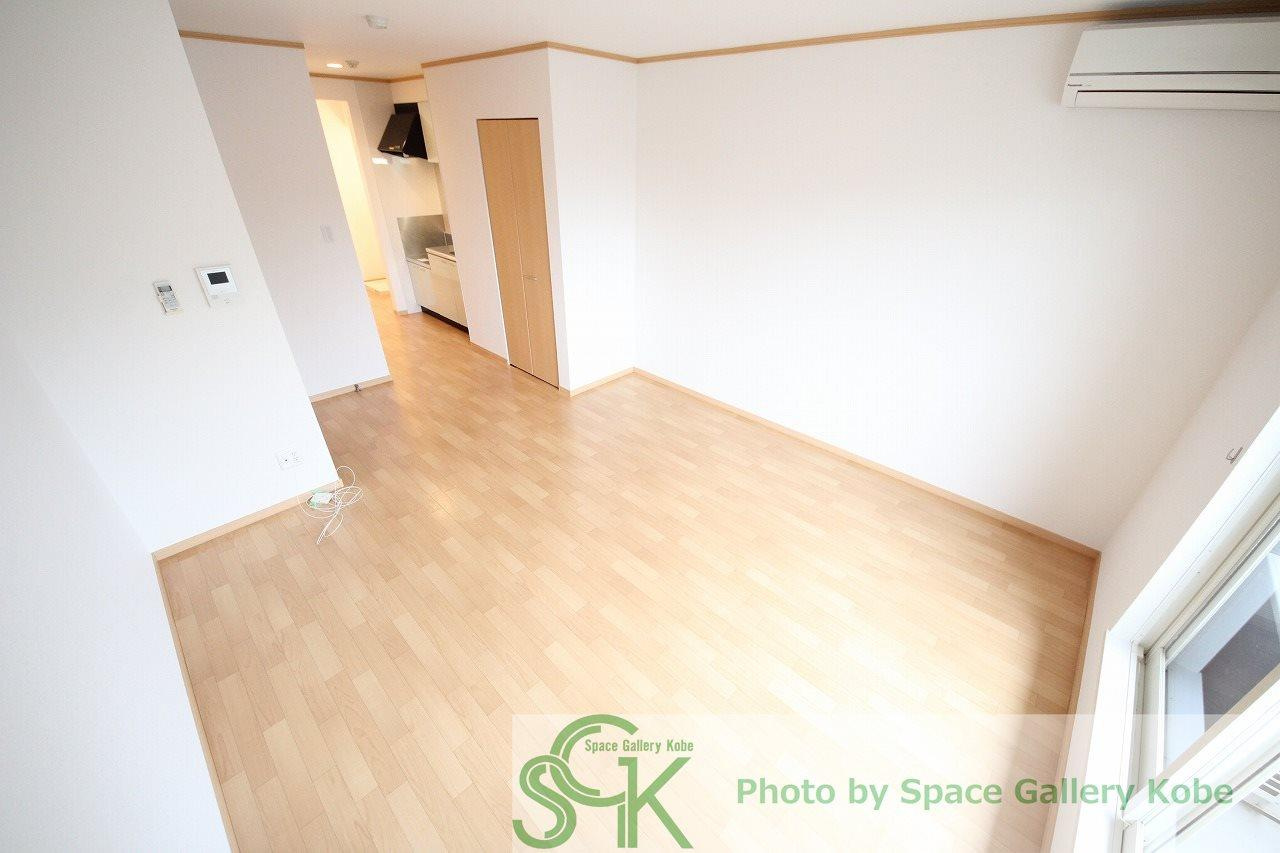 プリマベーラ森友の居間・リビング|※お部屋により仕様が異なる場合があります。