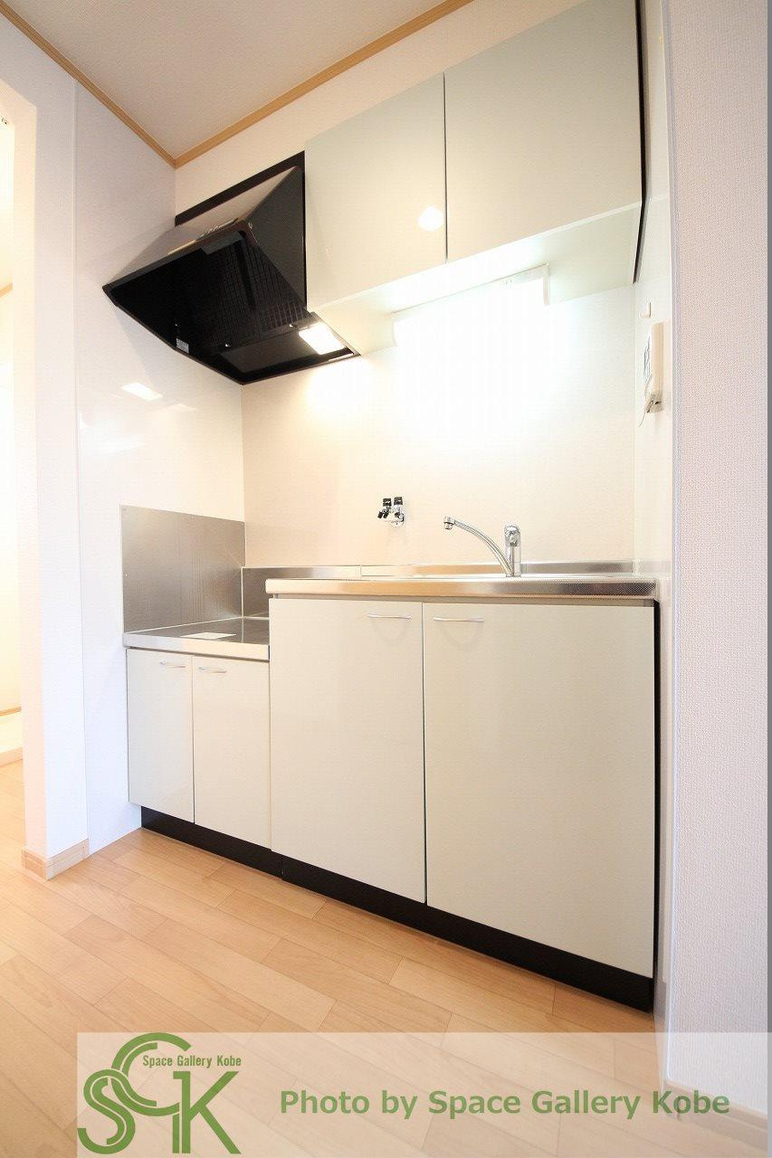 プリマベーラ森友のキッチン|※お部屋により仕様が異なる場合があります。