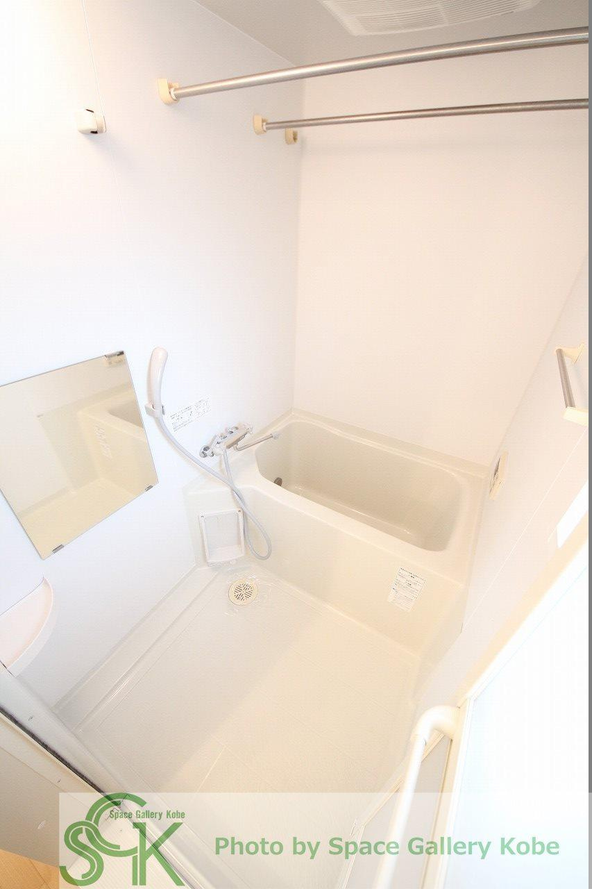 プリマベーラ森友の浴室|※お部屋により仕様が異なる場合があります。